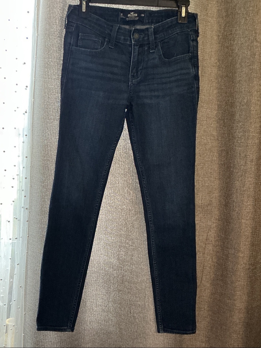 Hollister Women's Dark Blue Skinny Jeans